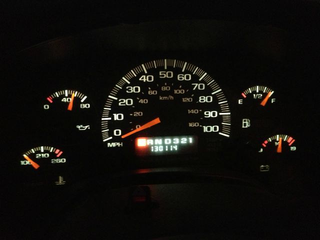 2000 Chevrolet Express 750i 4dr Sdn