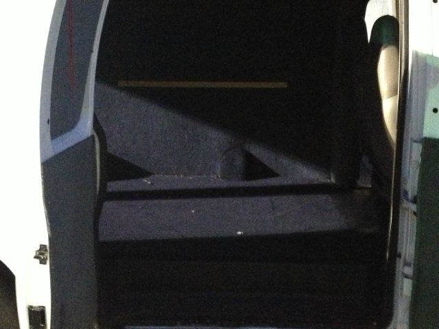 2000 Chevrolet Express 750i 4dr Sdn