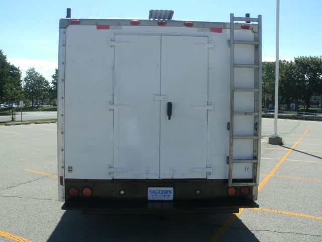 2000 Chevrolet Express 1.8T Cabriolet