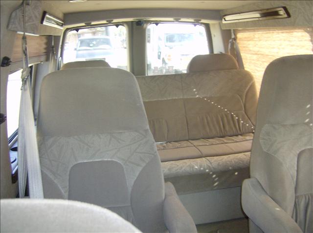 2000 Chevrolet Express Series II - 1SC