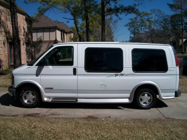 2000 Chevrolet Express Series II - 1SC