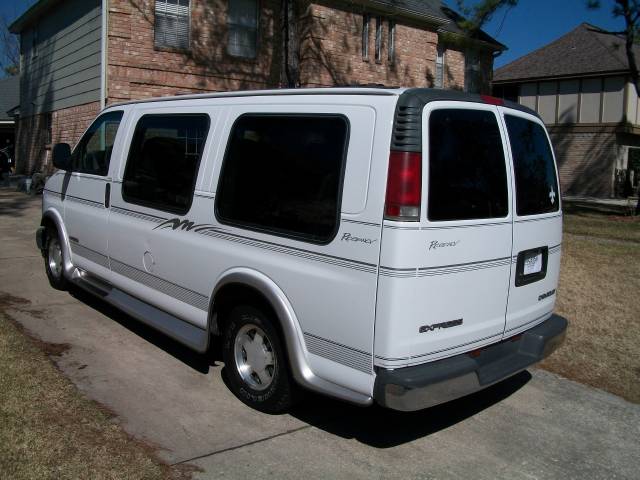 2000 Chevrolet Express Series II - 1SC