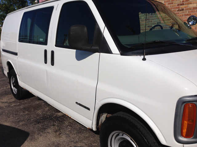 2000 Chevrolet Express Coupe 4D
