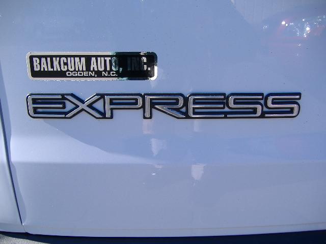 2000 Chevrolet Express 4WD 4-door Tech/entertainment Pkg