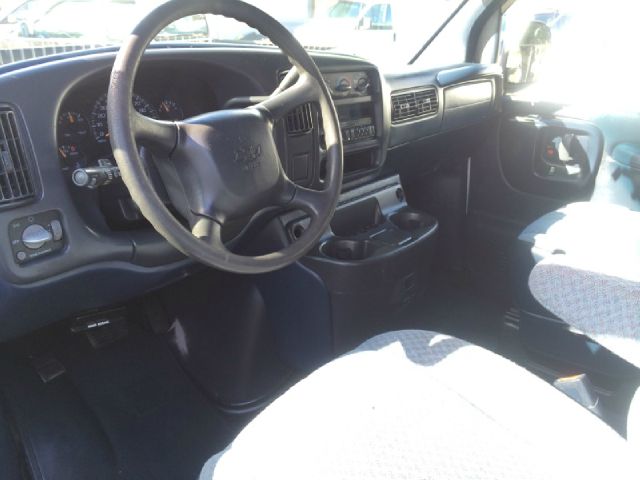 2000 Chevrolet Express Ram 3500 Dually