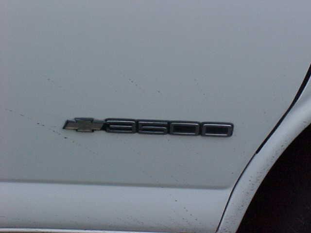 2001 Chevrolet Express Unknown