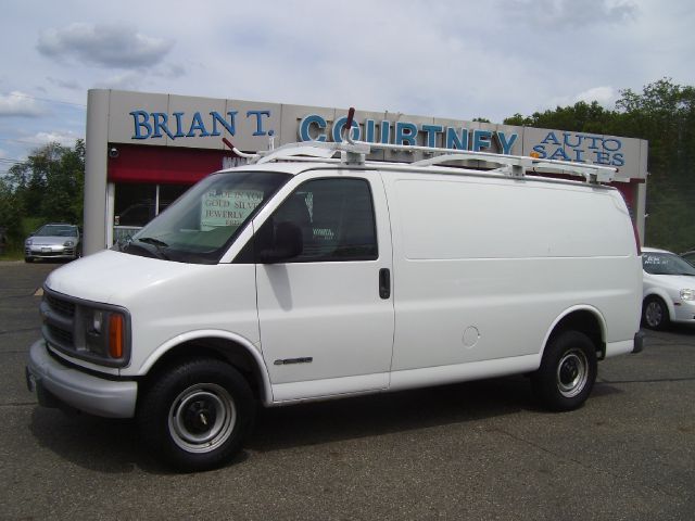 2001 Chevrolet Express Coupe 4D