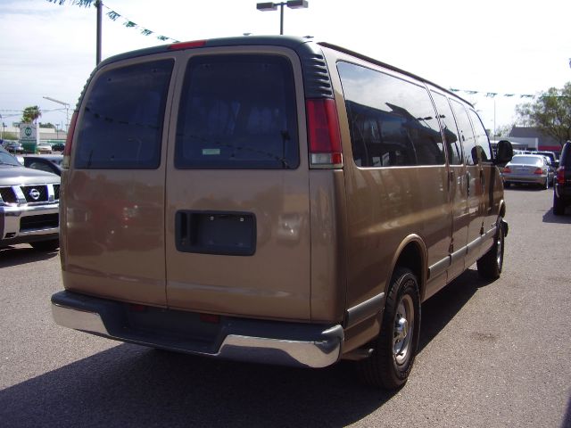 2001 Chevrolet Express Ls/5.3l/3rd ROW