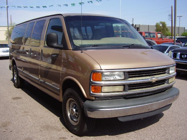 2001 Chevrolet Express Ls/5.3l/3rd ROW
