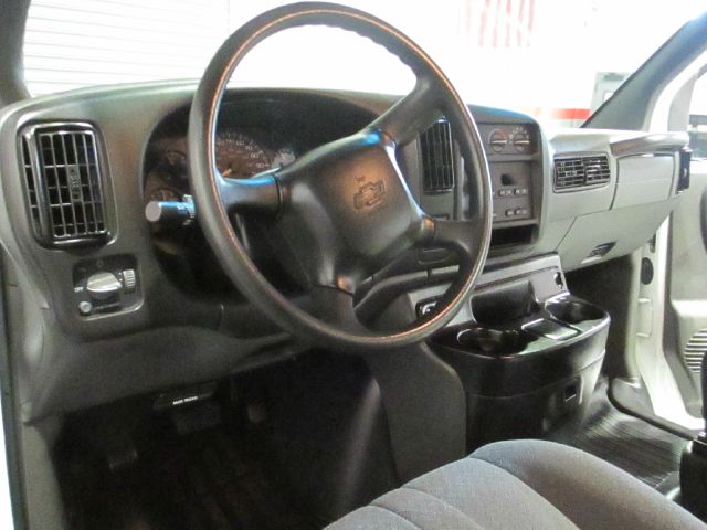 2001 Chevrolet Express Coupe 4D