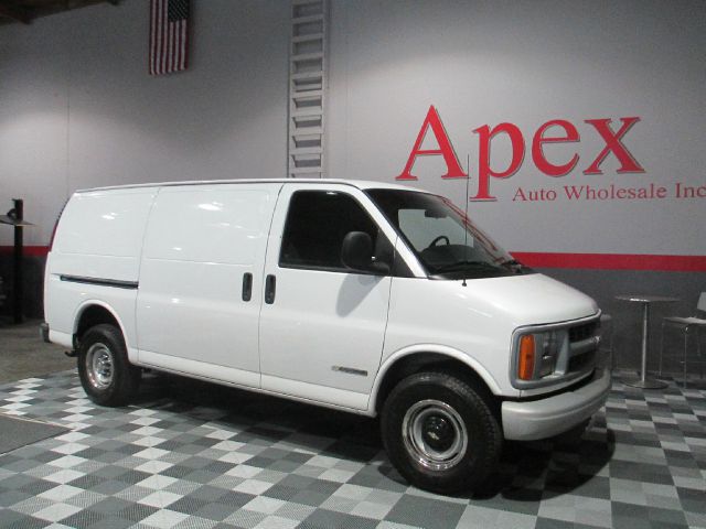 2001 Chevrolet Express Coupe 4D