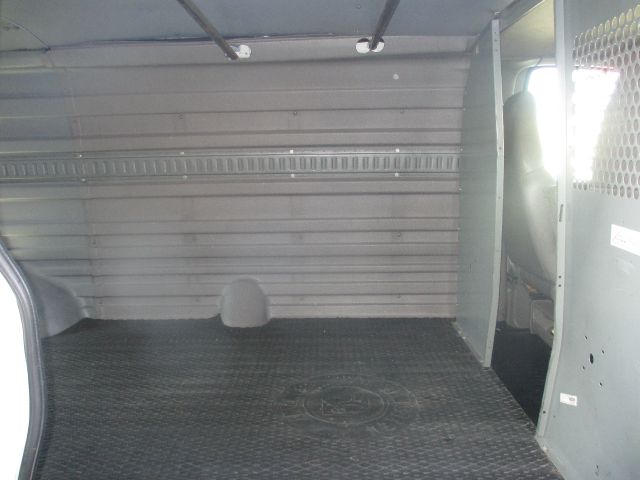 2001 Chevrolet Express Club Cab 155 WB HD 4WD