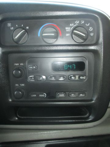 2001 Chevrolet Express Club Cab 155 WB HD 4WD