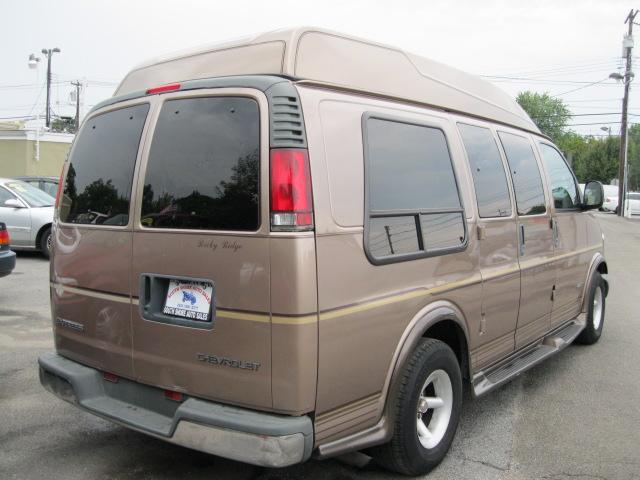 2001 Chevrolet Express CW, AWD