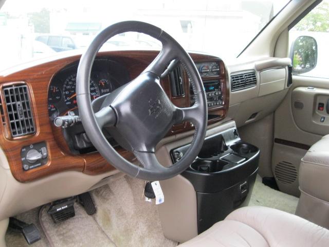 2001 Chevrolet Express CW, AWD