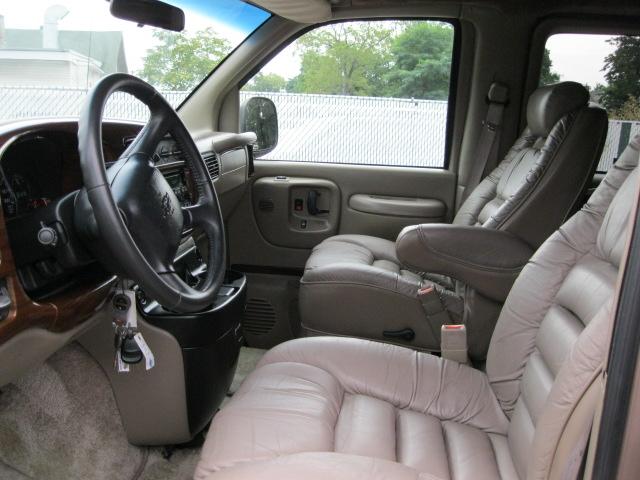 2001 Chevrolet Express CW, AWD