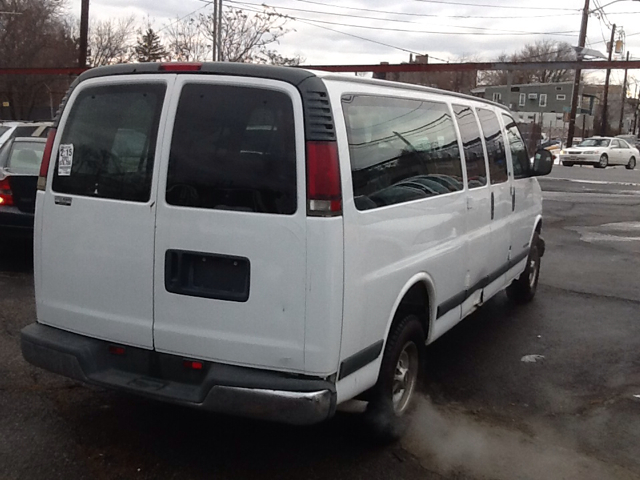 2001 Chevrolet Express Ls/5.3l/3rd ROW