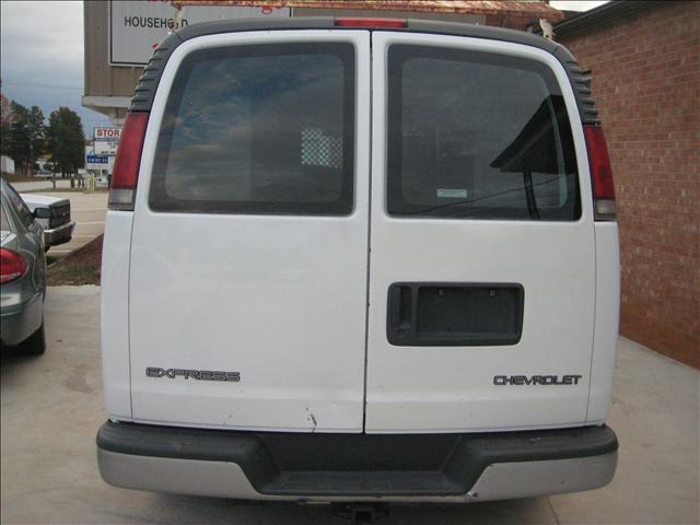 2001 Chevrolet Express 4WD Access V6 AT