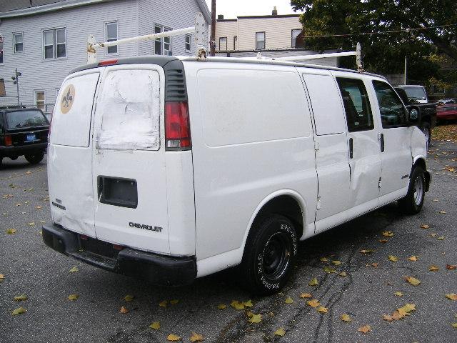 2001 Chevrolet Express Base