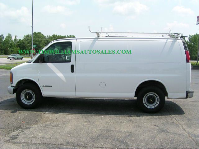 2001 Chevrolet Express REG WB
