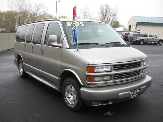 2001 Chevrolet Express 2.5s