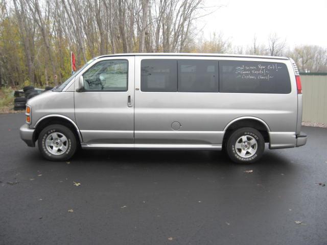 2001 Chevrolet Express 2.5s