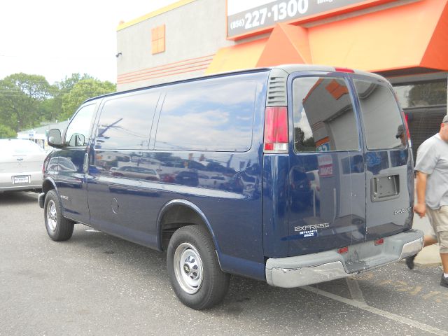 2001 Chevrolet Express REG WB