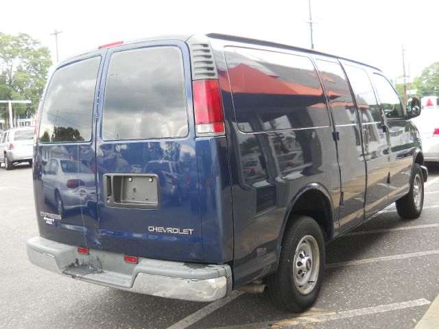 2001 Chevrolet Express REG WB
