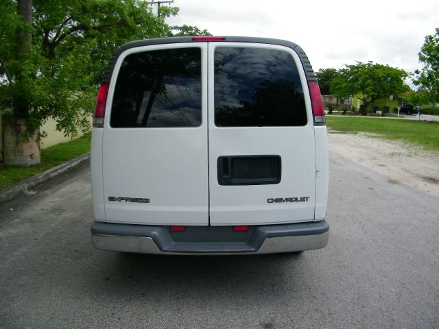 2001 Chevrolet Express Ls/5.3l/3rd ROW