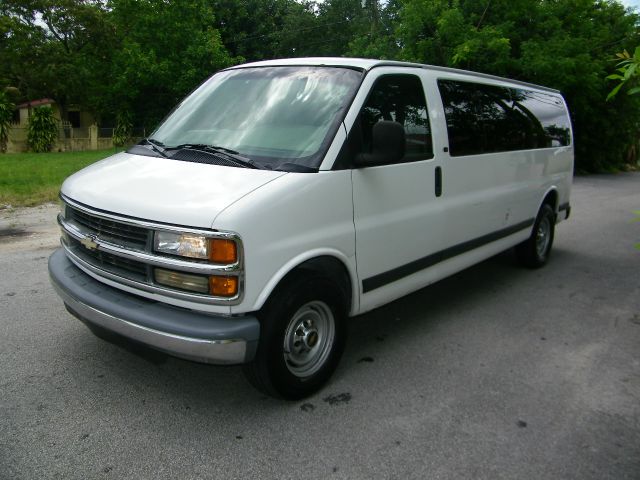 2001 Chevrolet Express Ls/5.3l/3rd ROW
