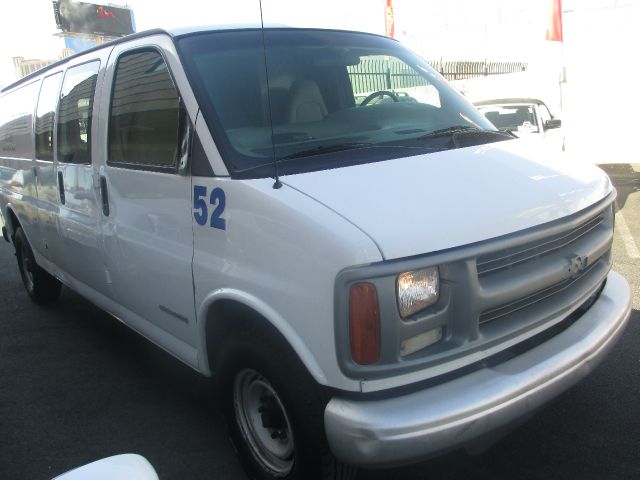 2001 Chevrolet Express Club Cab 155 WB HD 4WD