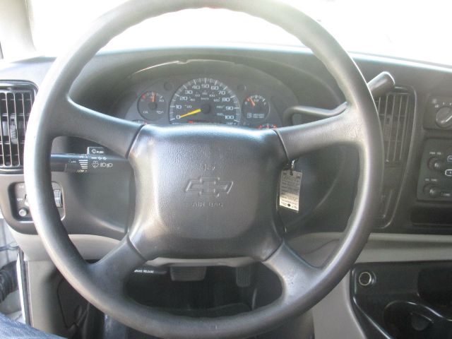 2001 Chevrolet Express Club Cab 155 WB HD 4WD