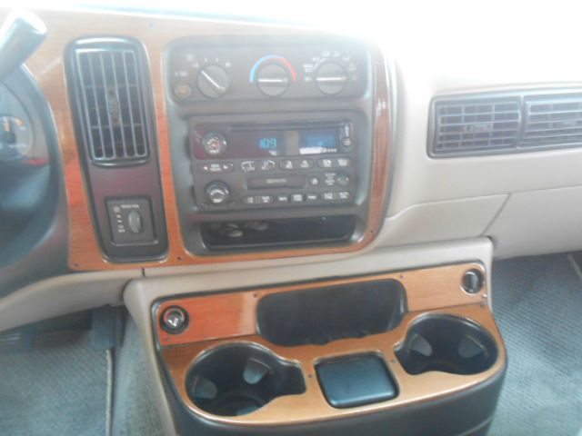 2002 Chevrolet Express 750i 4dr Sdn