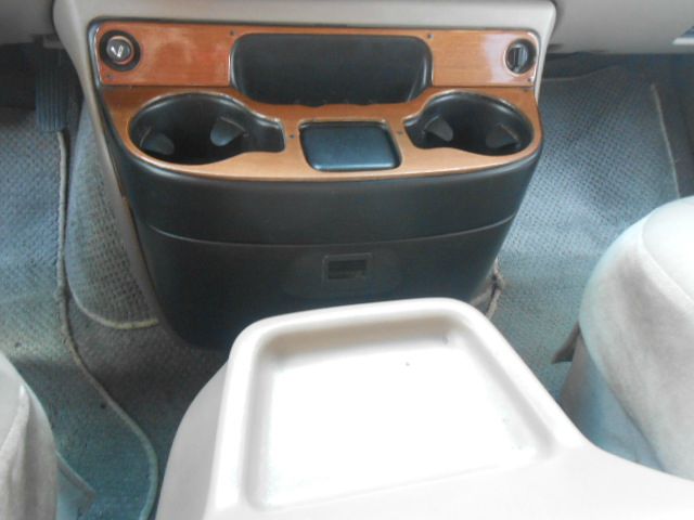 2002 Chevrolet Express 750i 4dr Sdn