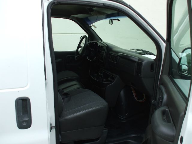 2002 Chevrolet Express Ls/5.3l/3rd ROW