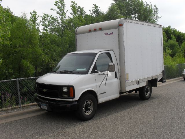 2002 Chevrolet Express 1.8T Cabriolet