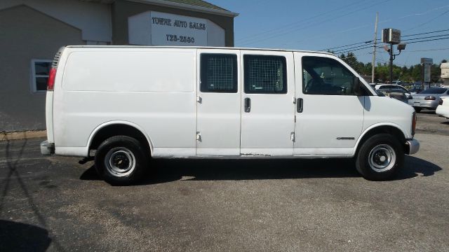 2002 Chevrolet Express Unknown