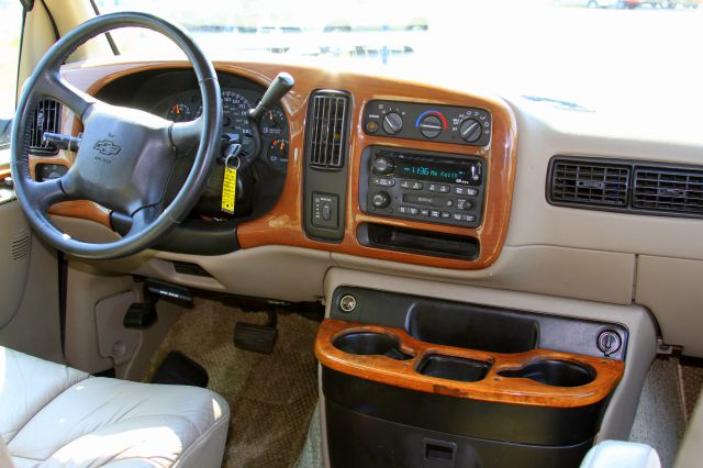 2002 Chevrolet Express GLS Premium