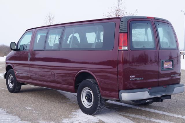 2002 Chevrolet Express Unknown
