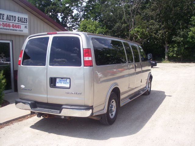 2003 Chevrolet Express Silverado Tmc Coyote