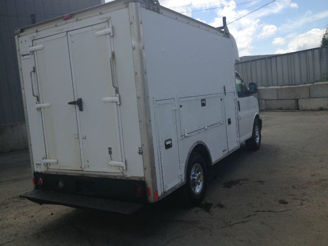 2003 Chevrolet Express Ls/5.3l/3rd ROW