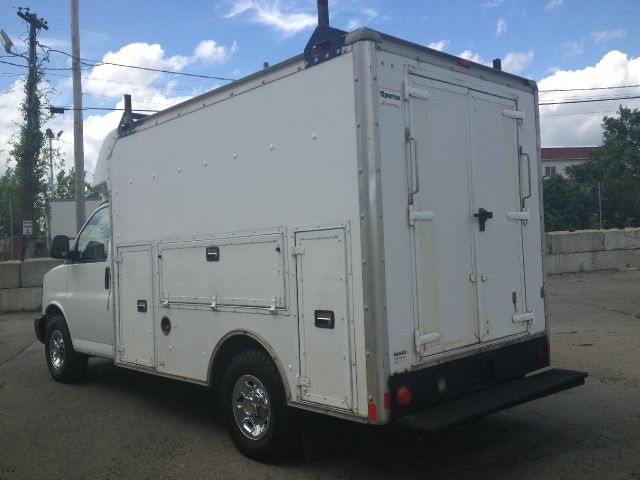 2003 Chevrolet Express Ls/5.3l/3rd ROW