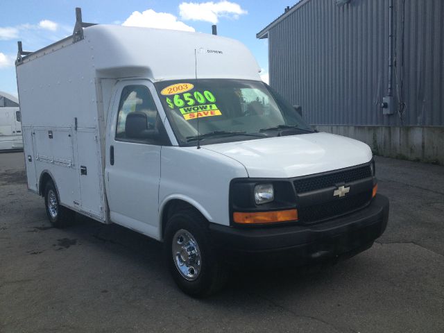 2003 Chevrolet Express Ls/5.3l/3rd ROW