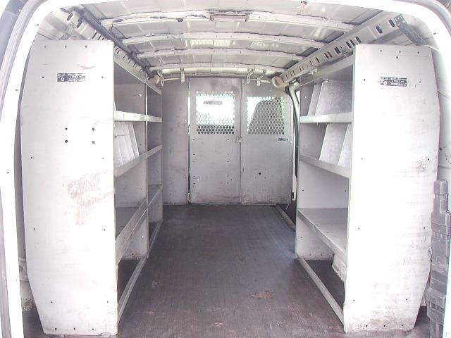 2003 Chevrolet Express REG WB