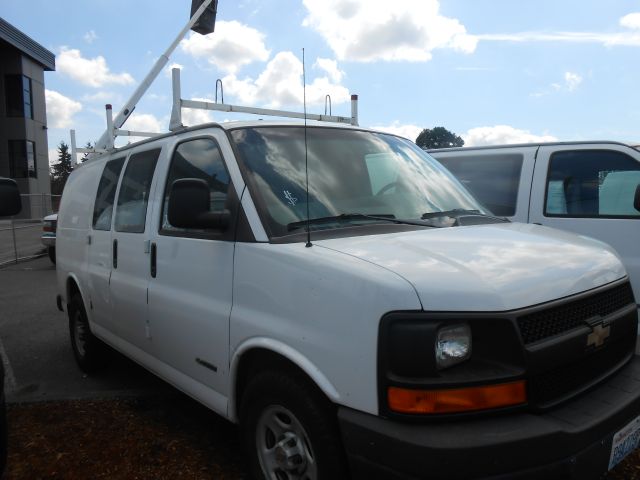 2003 Chevrolet Express Coupe 4D