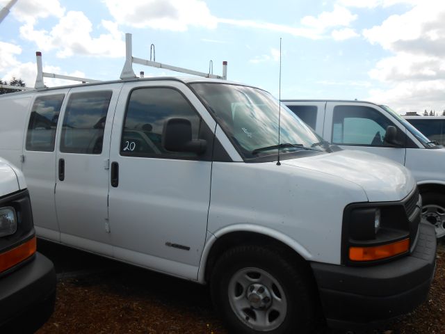 2003 Chevrolet Express Coupe 4D