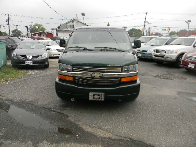 2003 Chevrolet Express 750i 4dr Sdn