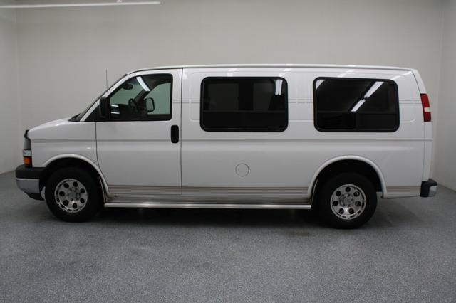 2003 Chevrolet Express Overland 4X4