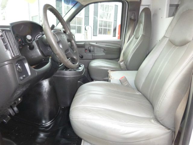 2003 Chevrolet Express Limited Lkhot Super Clean Black Beauty