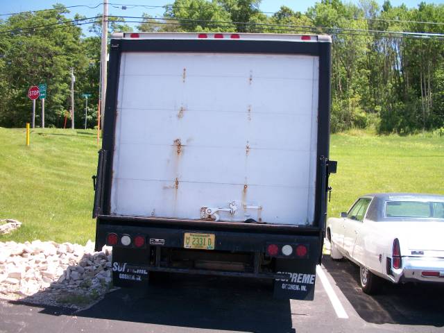 2003 Chevrolet Express Base